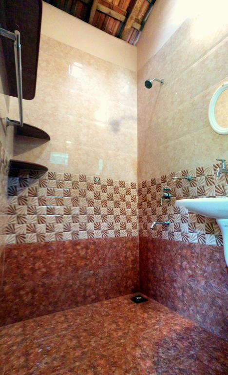 Avalon Inn Mandrem Dış mekan fotoğraf