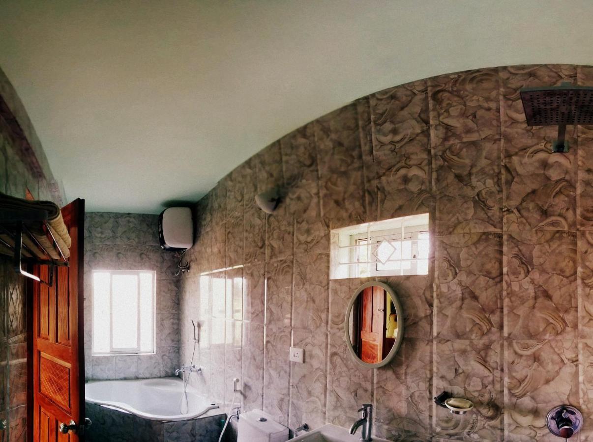 Avalon Inn Mandrem Dış mekan fotoğraf